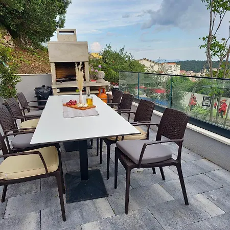 Luxury Karigo Makarska